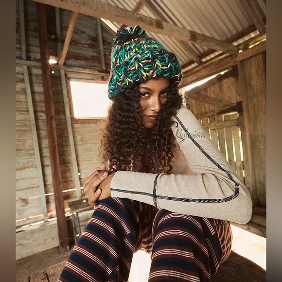 NEW Free People Tide Knit Pom Beanie - Picture 9 of 9